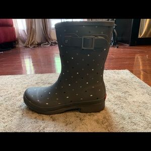 rain boots